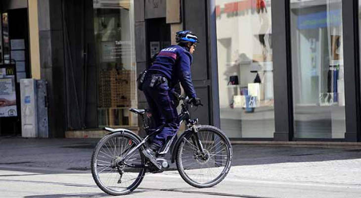 Pas de vélo sur la voie de tram