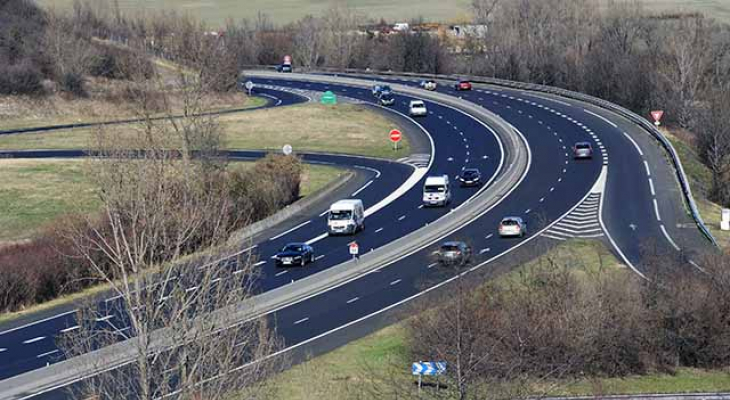 Une feuille de route pour la sécurité routière