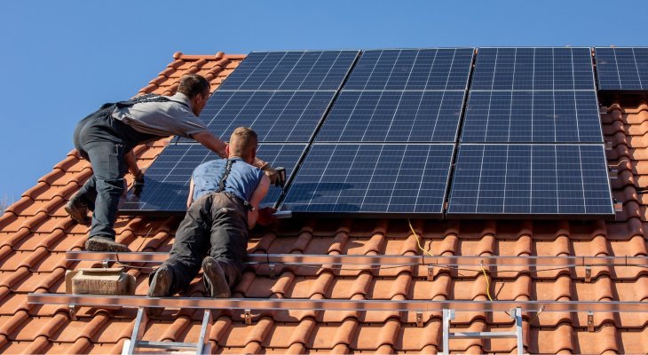 Pose de panneaux solaires : quelle réglementation ?