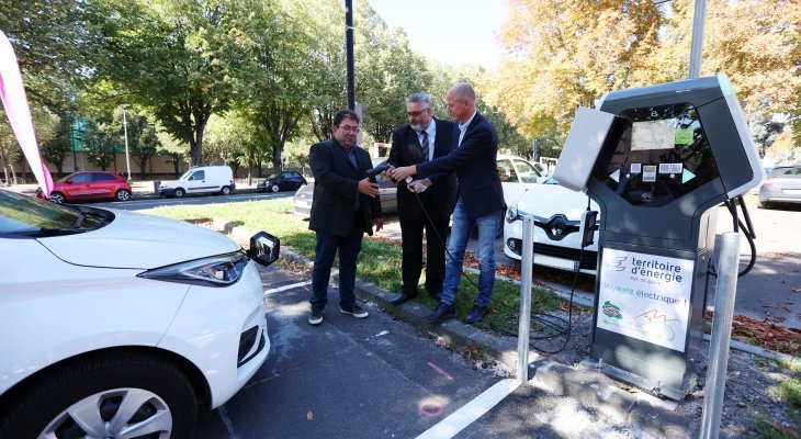 Déploiement de 36 bornes de recharge pour véhicules électriques sur la métropole