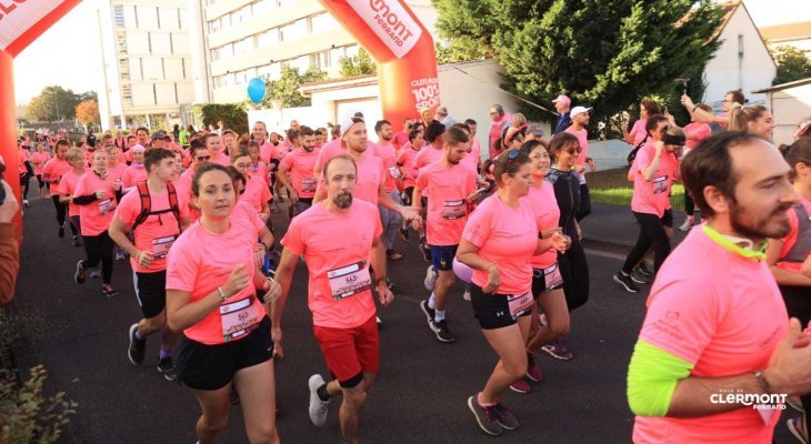 Clermont en rose : 10 000 maillots roses sur la ligne de départ