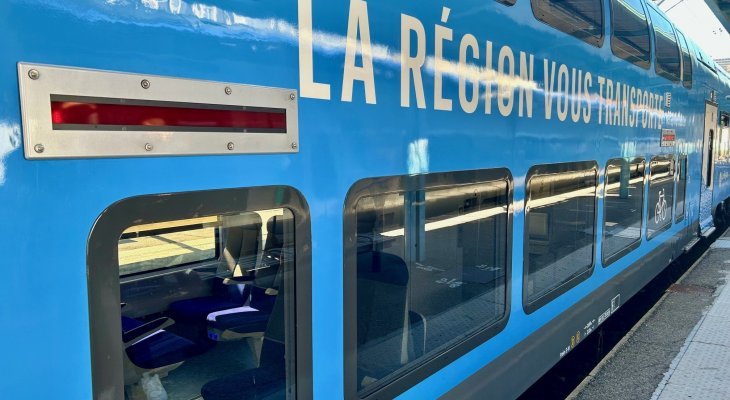 Plus sécurisée et confortable, la Région dévoile la 1re rame TER rénovée et modernisée