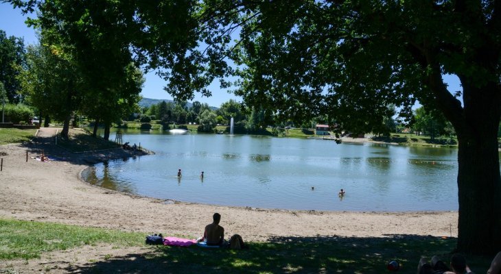 Plan d'eau de Cournon : la baignade interdite tout l'été