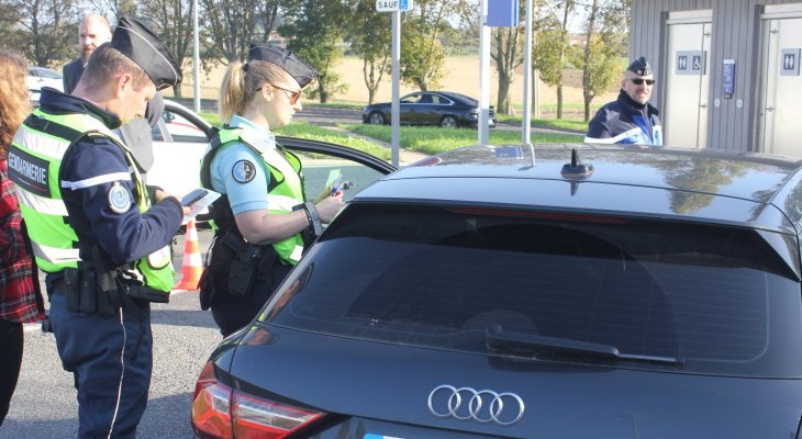 Opération « Routes bleues » : contrôler et sensibiliser les conducteurs aux excès