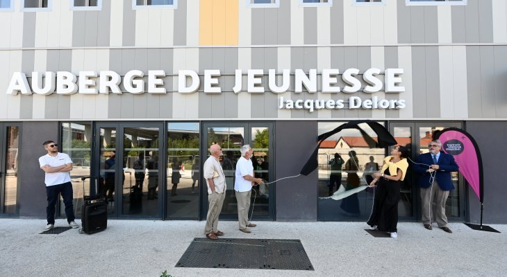 L'auberge de jeunesse de Clermont-Ferrand devient l'auberge « Jacques-Delors »