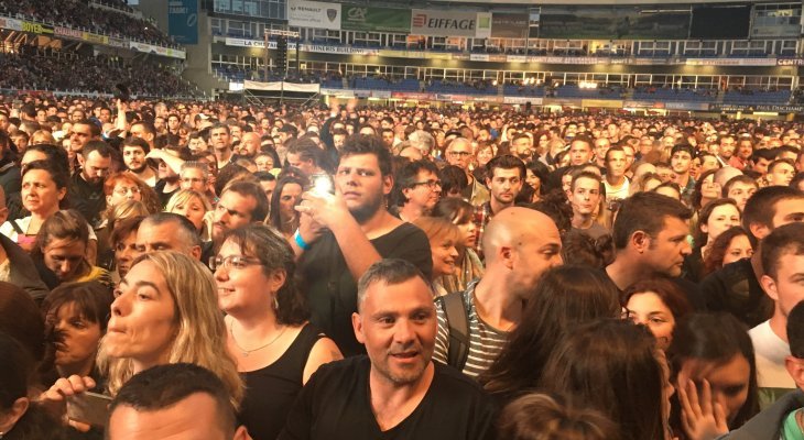 Le XV de France féminin et un gros concert au stade Michelin en 2026 ?