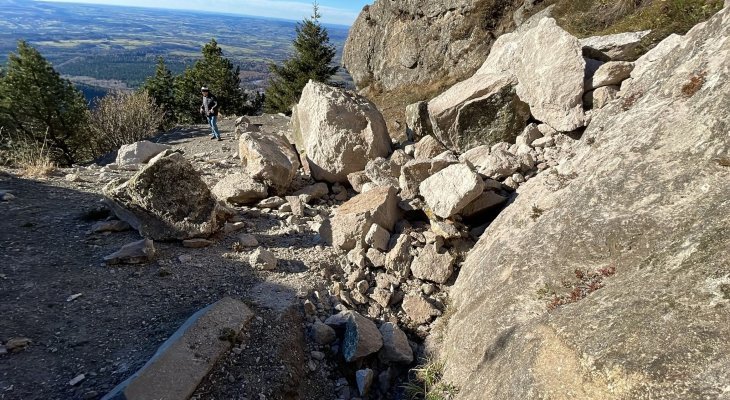 puy de Dôme : Le chemin des Muletiers fermé après des chutes de blocs rocheux