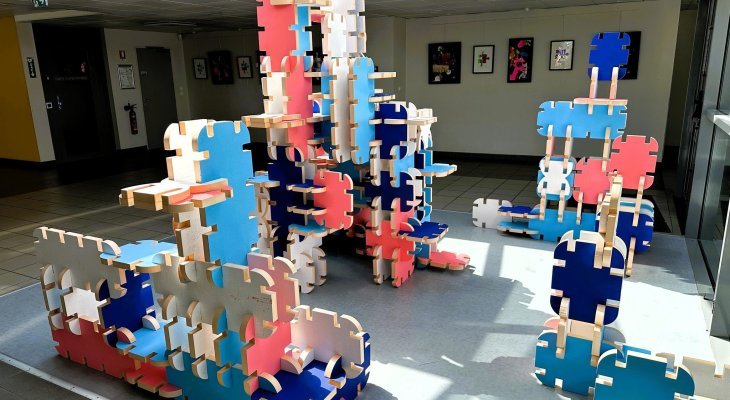 Keymi fait son exposition « Puzzle » à la maison des beaumontois