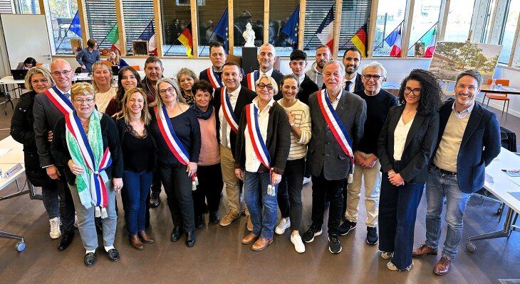 Des élus au travail : le Maire de Beaumont et son équipe en ordre de marche