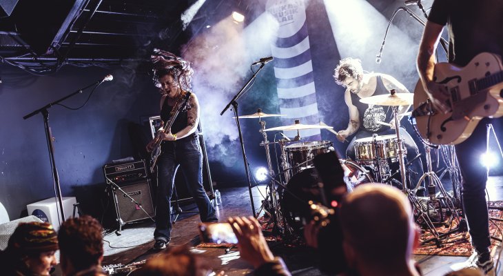 Le groupe de punk « 111 » est prêt à vous faire danser sur des braises le 17 juillet à Ambert 