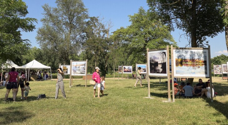 Cournon à hauteur d'enfants, une nouvelle exposition photo à découvrir  autour du plan d'eau