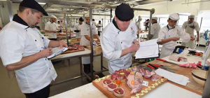 Les apprentis bouchers se mesurent