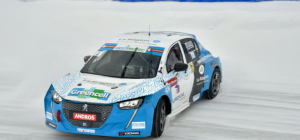 Nathanaël Berthon monte sur le podium du e-Trophée Andros