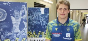 Thomas Rozière : jeune arrière de l'ASM, étudiant en biologie et amoureux des oiseaux