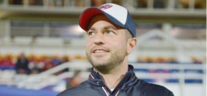 Ahmet Schaefer : un président bien dans ses baskets et dans la ville