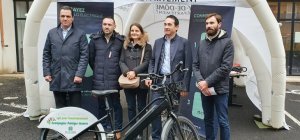 Avec Vélo partage, les agents du Département roulent en vélo électrique