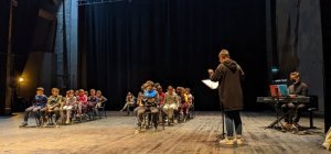 Les écoliers sur les planches de l'Opéra