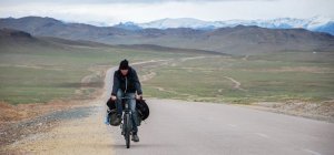 Faut-il voyager pour être heureux ? Une exposition qui interroge…