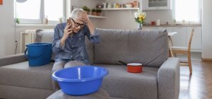 Comment réagir face à une fuite sur le toit ?