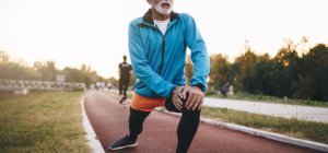 Seniors : comment bien débuter la course à pied et renforcer son corps ?