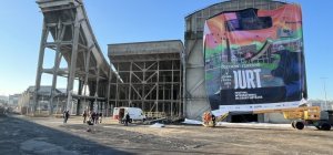 Le Festival international s'affiche en très grand dans le quartier des Pistes