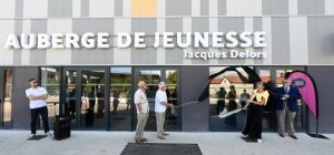 L'auberge de jeunesse de Clermont-Ferrand devient l'auberge « Jacques-Delors »