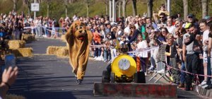  À Fond la Caisse , la course de caisses à savon fait son grand retour à Cournon le 5 avril