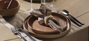 En 2026, les arts de la table misent sur la convivialité